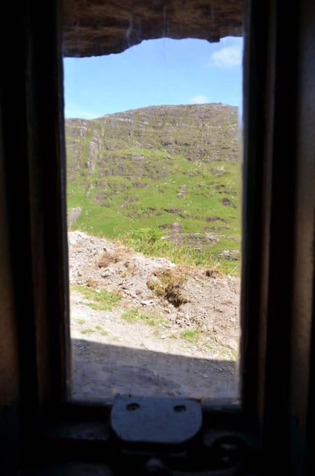 Secluded Cottage Nestled In The Beara Peninsula Killarney Exteriér fotografie